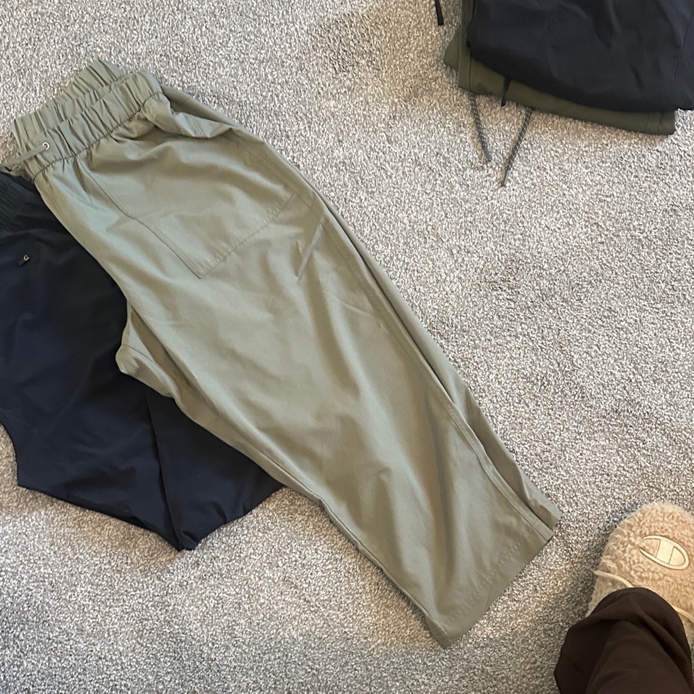 Women’s Multi-Color Casual Pants Set - Picture 6 of 9